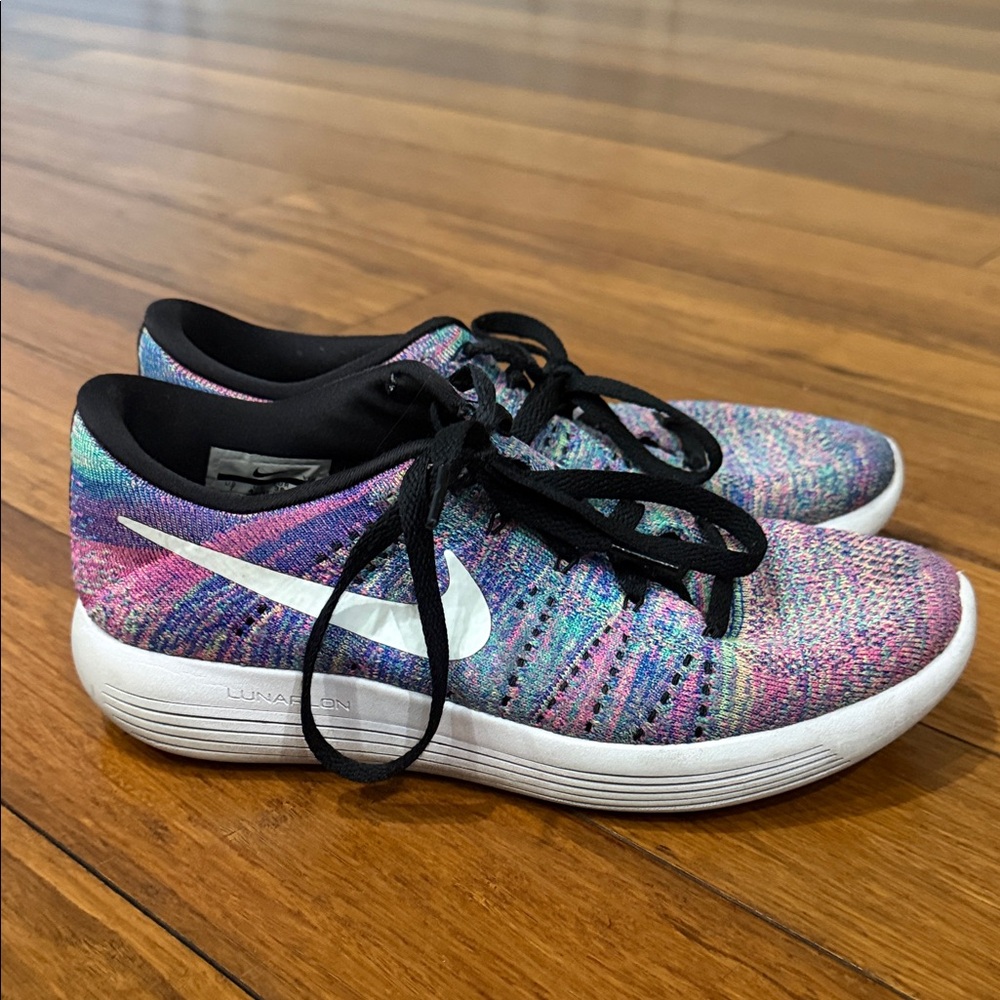 Nike Multicolor Women's Sneakers 7 US